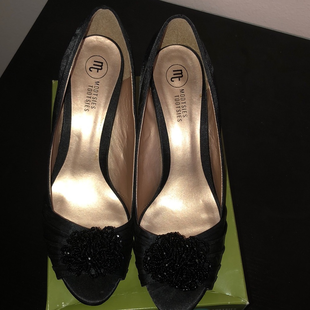 Mootsises Tootsies Motracer Black heeled Sandal Sz 11M